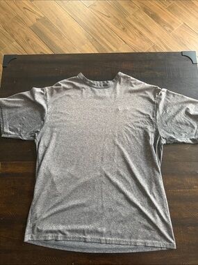 Nike Men’s Heather Gray Short Sleeve Dri-FIT Tee